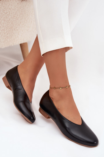 Bailarinas femininas de couro sintético com saltos largos, na cor preta Olyssia