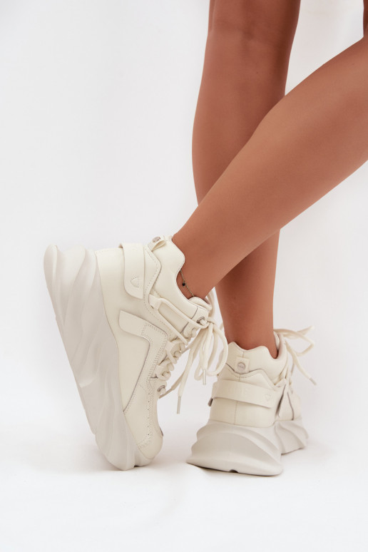 À modalo de tênis Feminino couro natural GOE SS2N4037 Zgaszona Biel