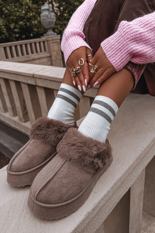 Botas de neve femininas com plataforma e forro de pelagem e bordado, cor areia Querina