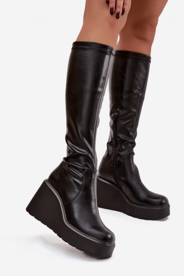 Botas femininas de cano longo com plataforma na cor preta "Terisse"