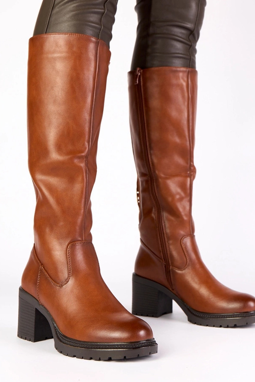 Botas de cano longo estilo vintage...