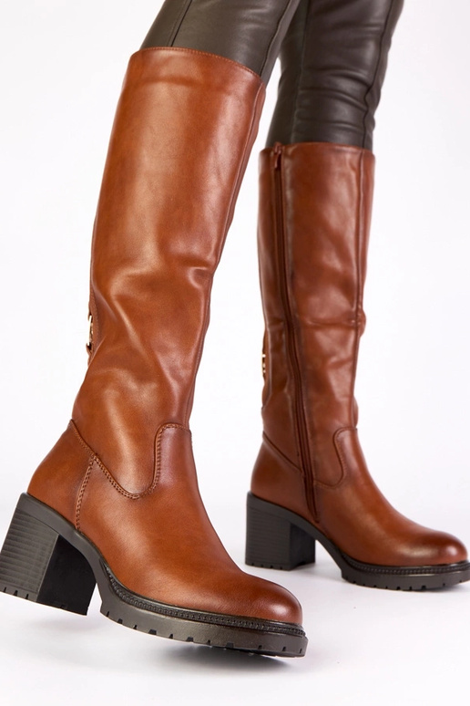 Botas de cano longo estilo vintage...