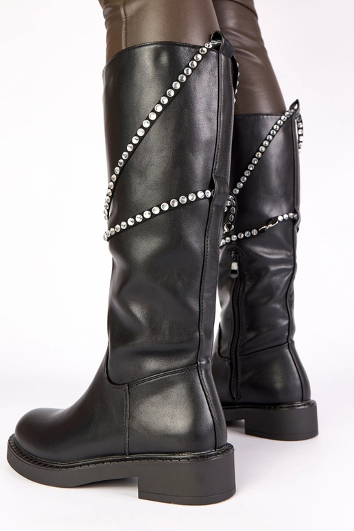 Botas de cano longo pretos com faixa...