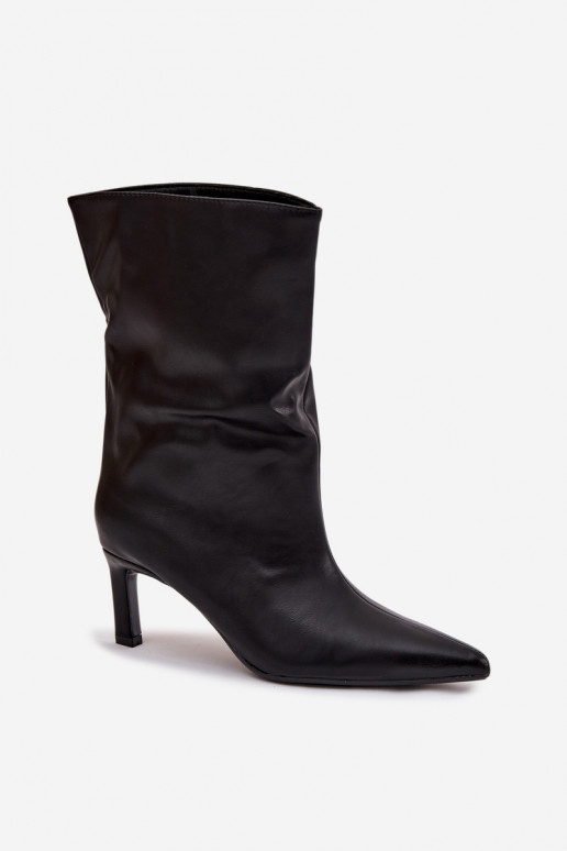 Um modelo atraente Botas femininas com salto fino de couro ecológico cor preta Norell