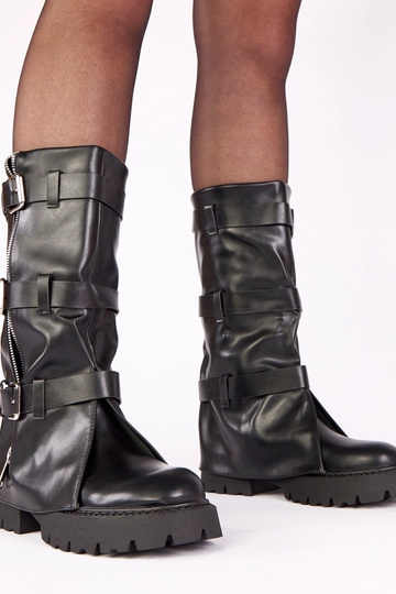 Botas pretas em plataforma com cano dobrado Colina