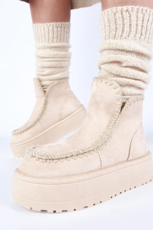 Botas de neve sand em plataforma com...