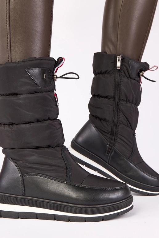 Botas de neve pretas com salto baixo...