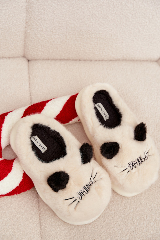 com um casaco de pele Chinelos Feminino Smile bege Lexira