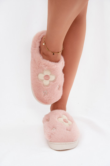 Chinelo Selinne rosa com pelúcia e motivos florais 2