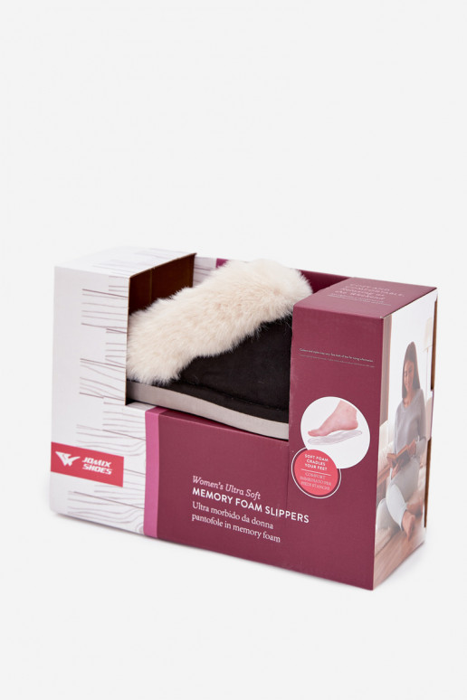 Chinelos Feminino com um casaco de pele cor preta Zanelia