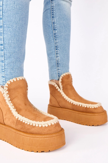 Botas de neve marrons em plataforma com bordado decorativo "Alwena"