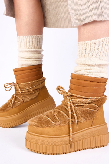 Botas de neve marrons em plataforma com pelúcia e cadarços "Lydia" 2