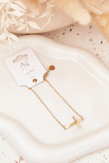 Um bracelete Com uma cruz Stal Chirurgiczna cor dourada 2