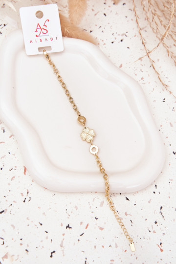 Um braceleteKoniczynką Fabricado em aço cirúrgico cor dourada 2