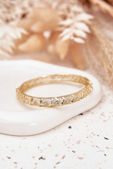 Legal Um bracelete Feminino Fabricado em aço cirúrgico cor dourada 2