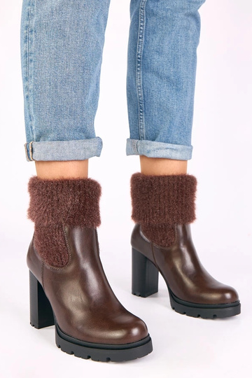 Botas marrons de salto com...