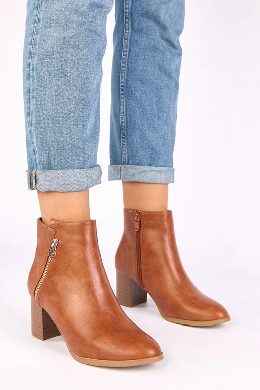 Botas clássicos marrons de salto com...