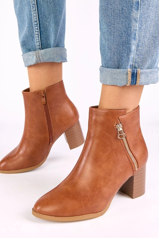 Botas clássicos marrons de salto com...