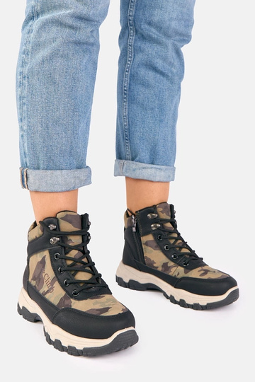 Botas de combate pretas de plataforma com motivo de camuflagem Louie