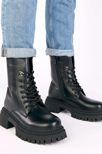 Botas clássicas pretas de plataforma Kalle