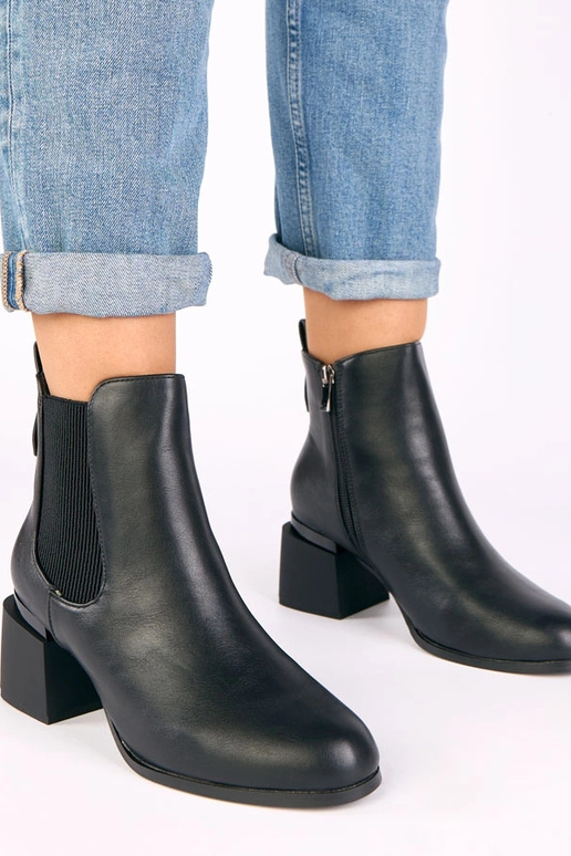 Botas pretos com elástico Taina