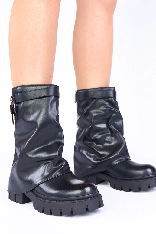 Botas pretos com plataforma e...