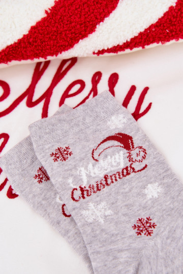 Meias de Natal femininas cinzas com flocos de neve e escrita
