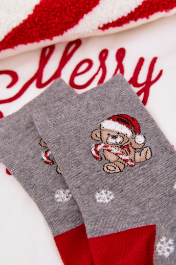 Meias de Natal femininas cinzas com flocos de neve e ursinhos com Papai Noel