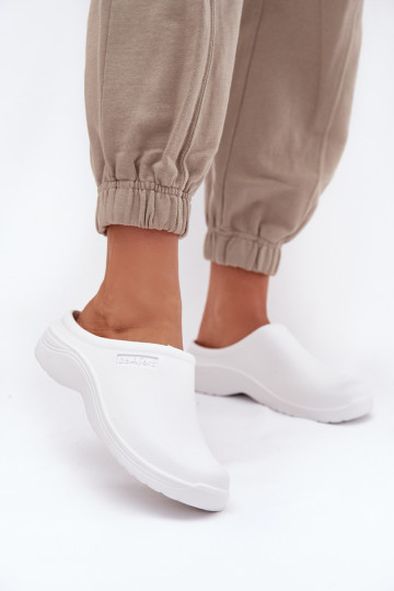 Chinelos leves Chinelos Tamancos Feminino cor branca Parissa 2