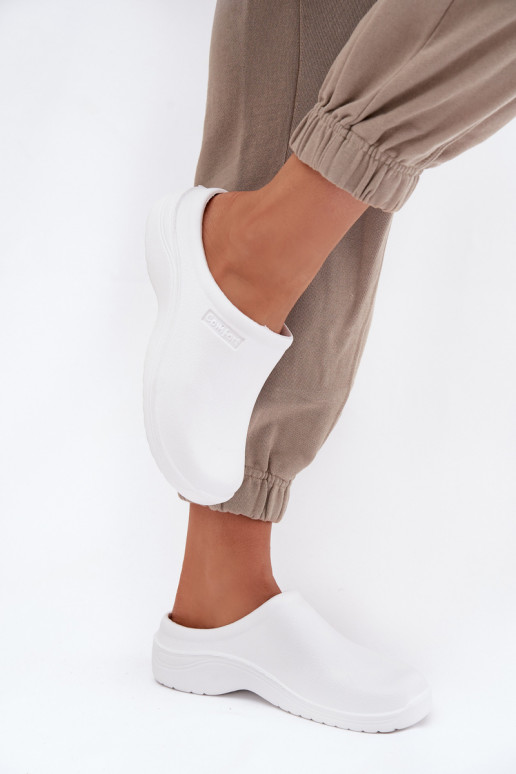 Chinelos leves Chinelos Tamancos Feminino cor branca Parissa