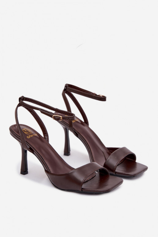 Sandálias femininas com salto fino Eko Pele CzekoladoParae Brisora