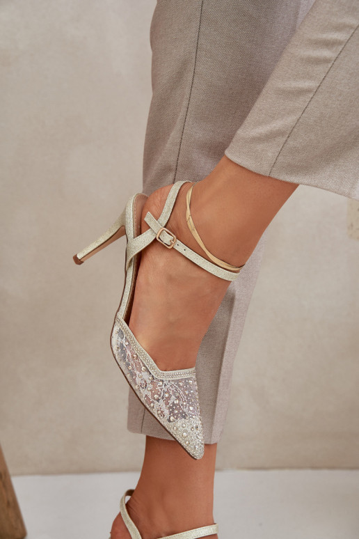 Sapatos de salto decorados com calcanhar aberto dourado Nadra