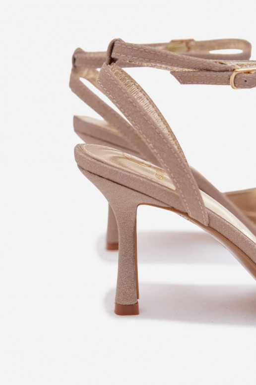 Sandálias femininas com saltinhos finos e brilho, cor dourada Brisora