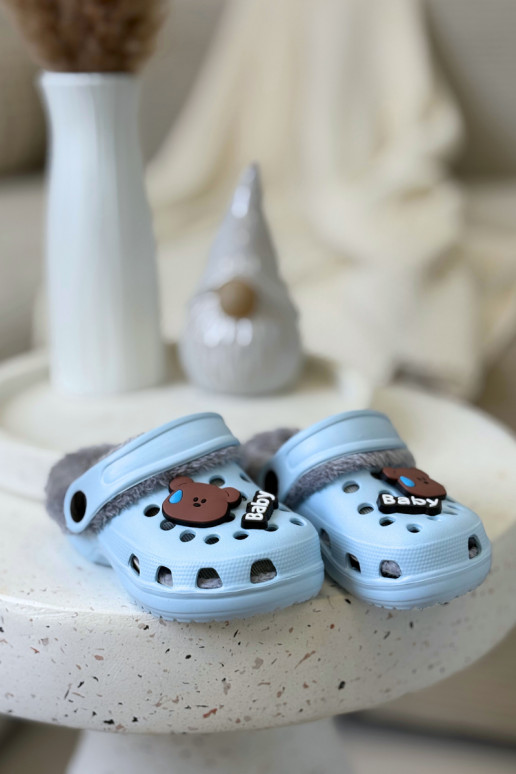 Chinelos infantis quentes com pelinho interior, cor azul claro "Cerelle"