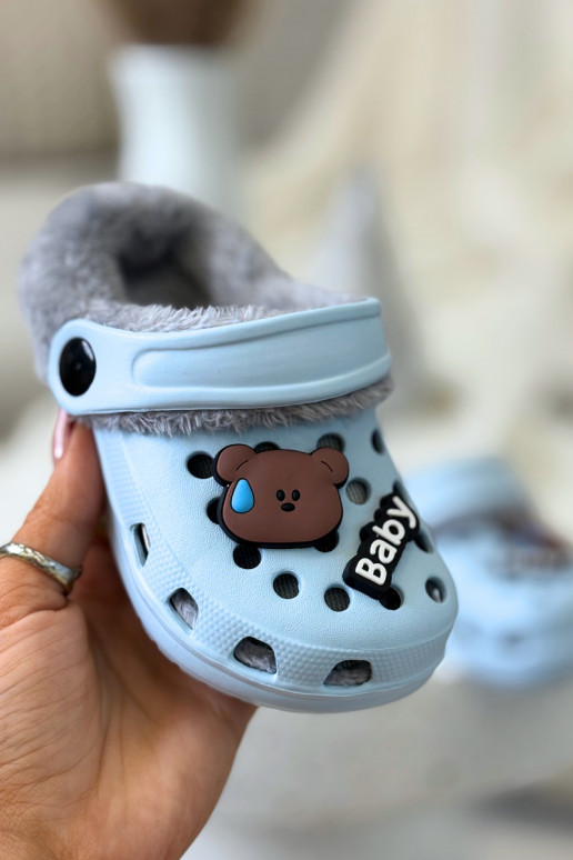 Chinelos infantis quentes com pelinho interior, cor azul claro "Cerelle"