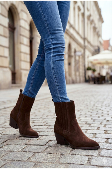 Bota de cowboy feminina em camurça marrom com salto, forrada Dylira