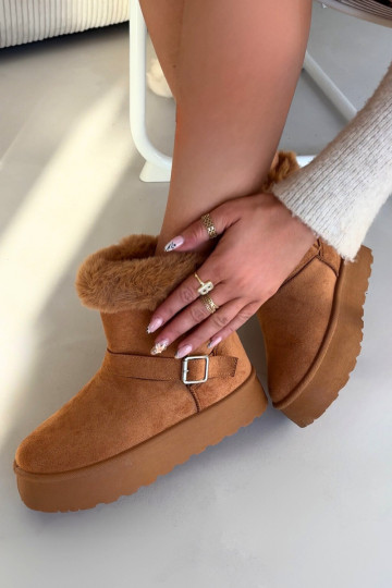 Botas femininas marrons para neve com plataforma, fivelas e pelúcia Jesella
