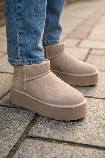 Botas femininas na cor areia para neve de camurça sintética Irene 2