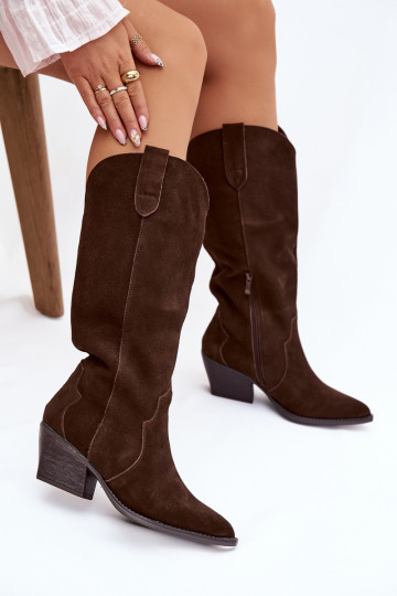Botas femininas de camurça estilo cowboy forradas em tom de chocolate Urselle