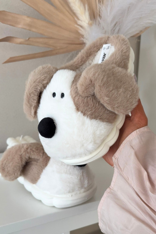 Chinelos infantis em tom areia com pelúcia "Cachorrinhos" Farnise