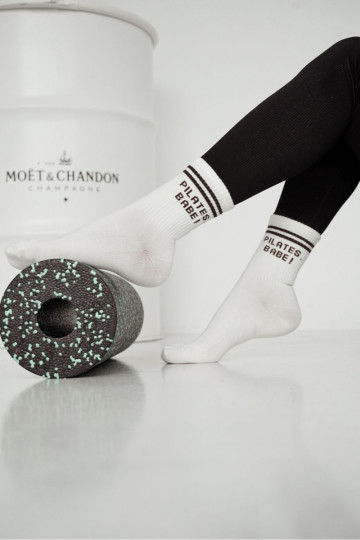 Meias Femininocor marromm Habilitadopisem PILATES, BABE! cor de marfim