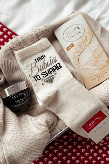 Meias Feminino com uma nota Taka Babcia To Skarb cor de marfim