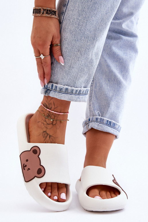 Chinelos leves com urso cor branca Parisso