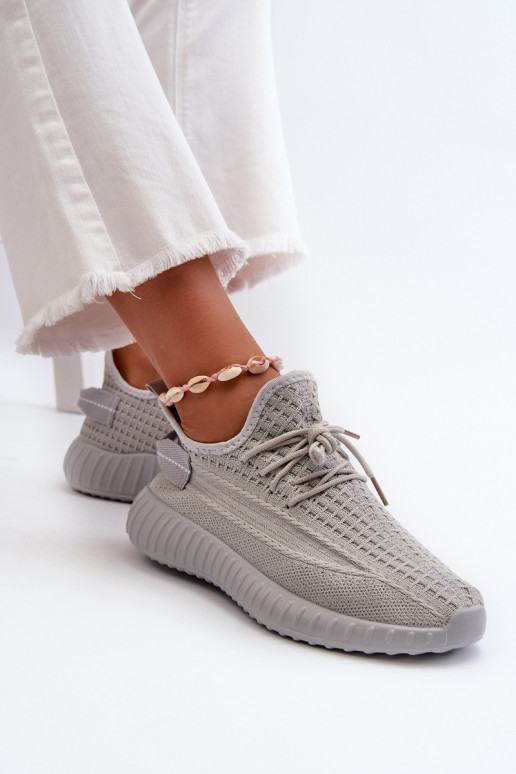 Um modelo atraente tênis Feminino cor cinza Nelmarie