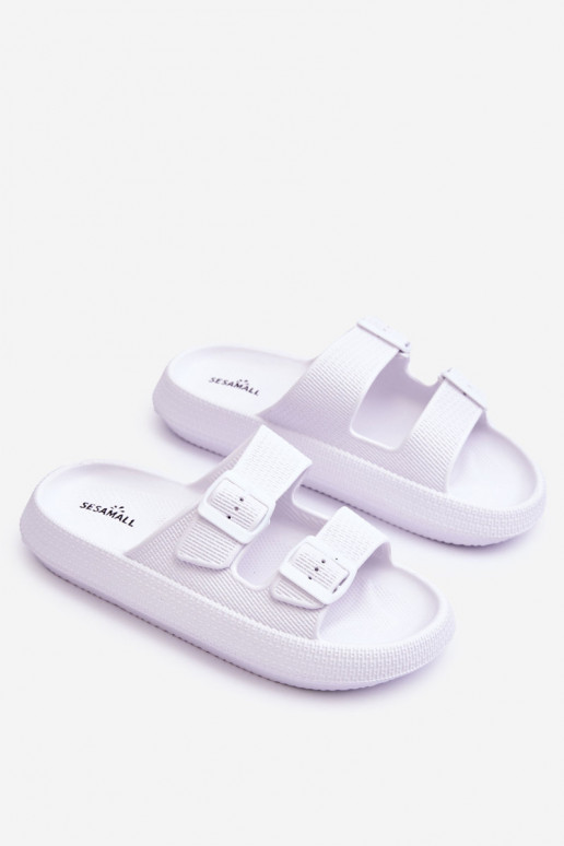 Chinelos femininos com espuma com listras cor branca Sharmen