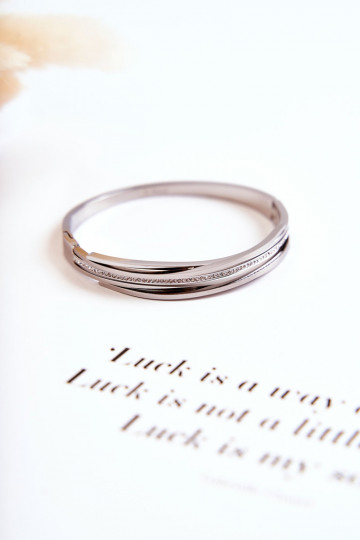 Um bracelete Aço com olhos brilhantes cor prata Myrens