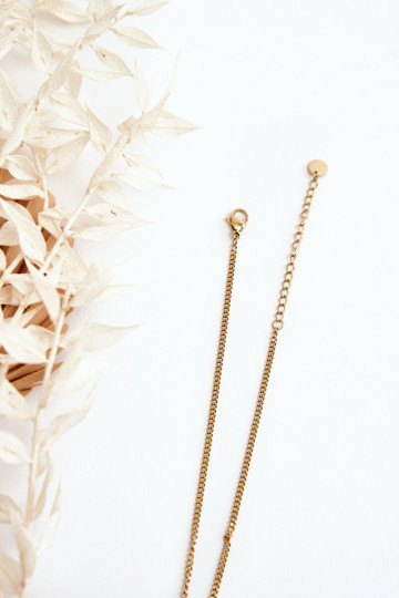 Corrente feminina Tatu com flores brancas cor dourada 2