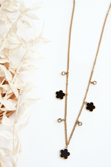 Colar feminino tipo couraça com flores pretas cor dourada