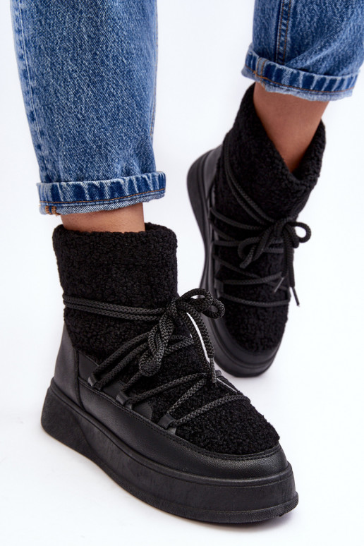 Feminino Botas de neve com uma plataforma cor preta Ahatissa