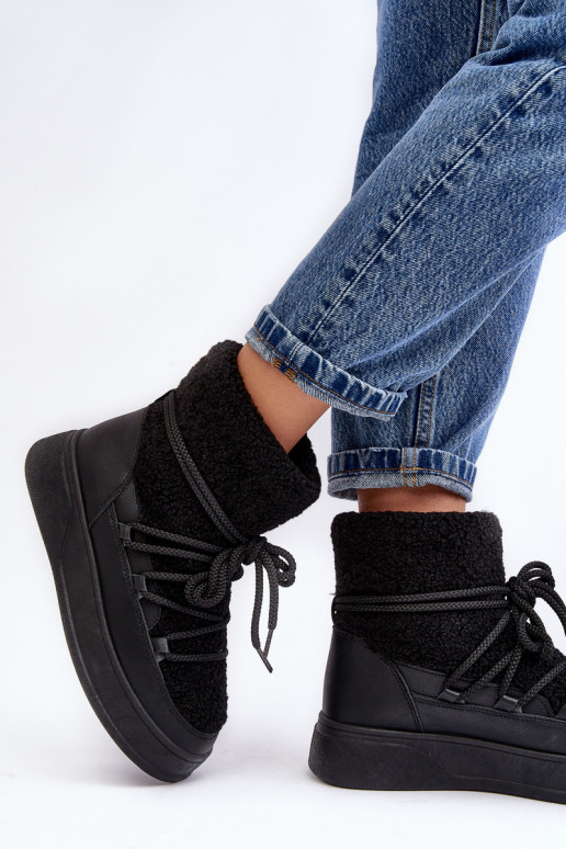 Feminino Botas de neve com uma plataforma cor preta Ahatissa